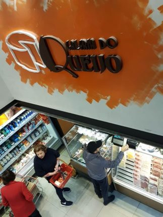 inst_03-773x1030-1-323x430